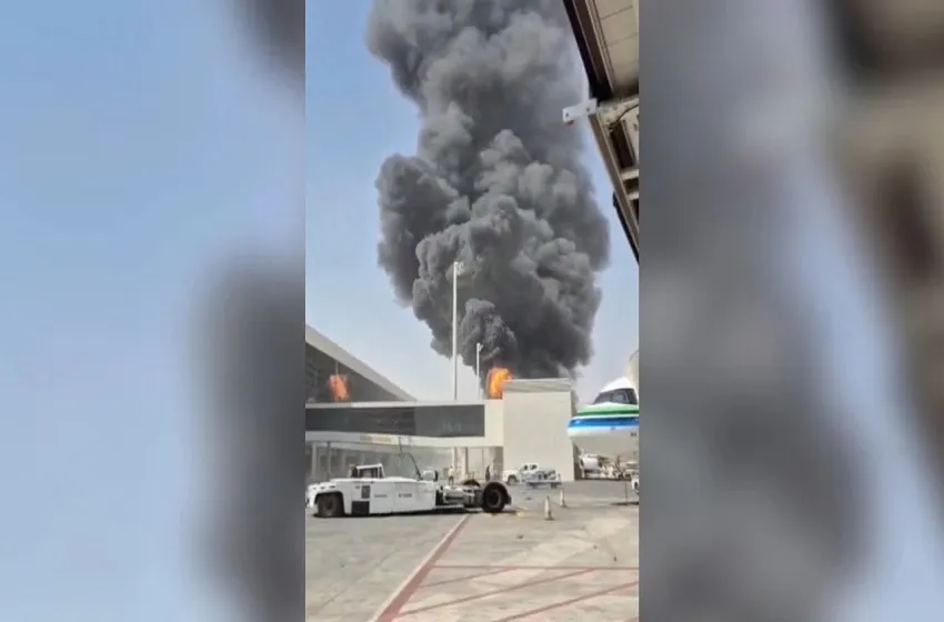 Houthi Beri Amaran Serangan Lapangan Terbang Arab Saudi