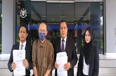 kerabat Diraja Terengganu saman