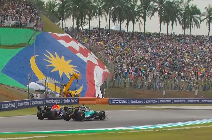 Kerajaan Bakal Nilai Cadangan Anjur Semula F1 November Ini