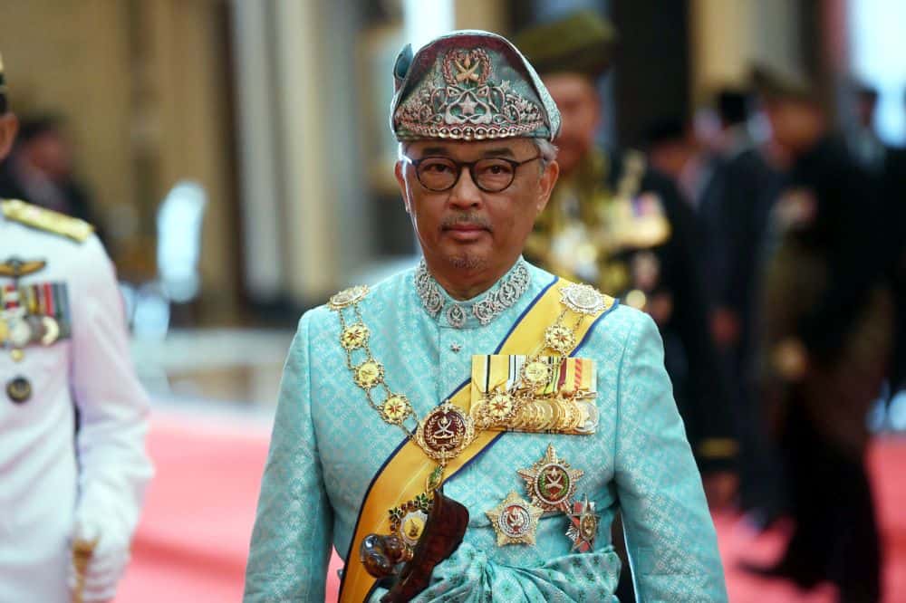 Yang di-Pertuan Agong belum yakin ada majoriti untuk bentuk kerajaan baru