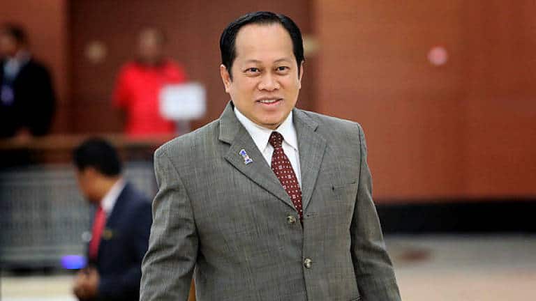 Ahmad Maslan mohon batal dakwaan pengubahan wang haram RM2 juta