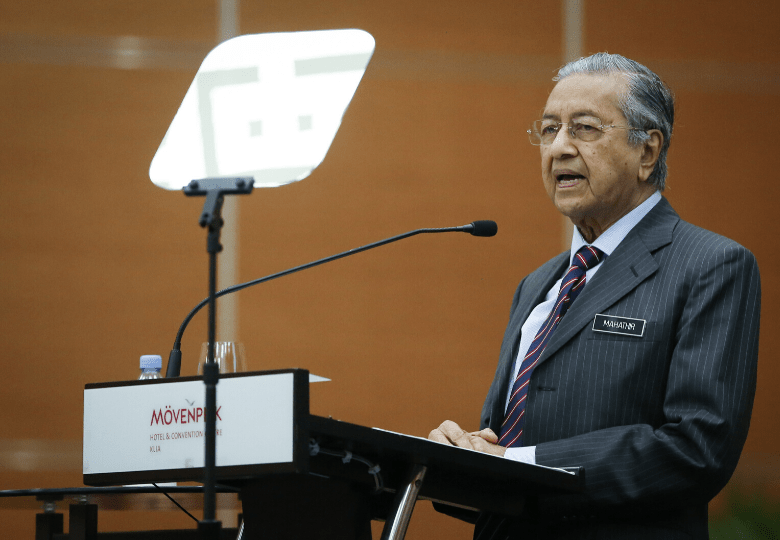 Dr Mahathir bertegas bahawa dia masih Pengerusi parti