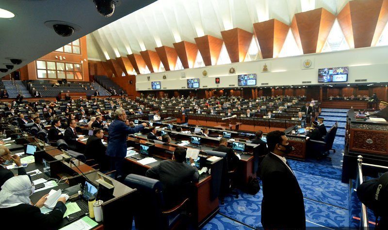 Ahli Parlimen yang dikuarantin mendapat lampu hijau untuk menghadiri persidangan Parlimen