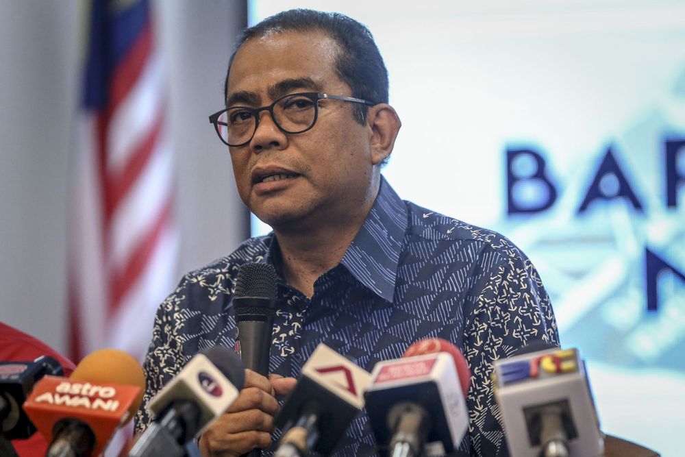 Kata Umno, parti itu tidak mempunyai rancangan untuk memecat Annuar