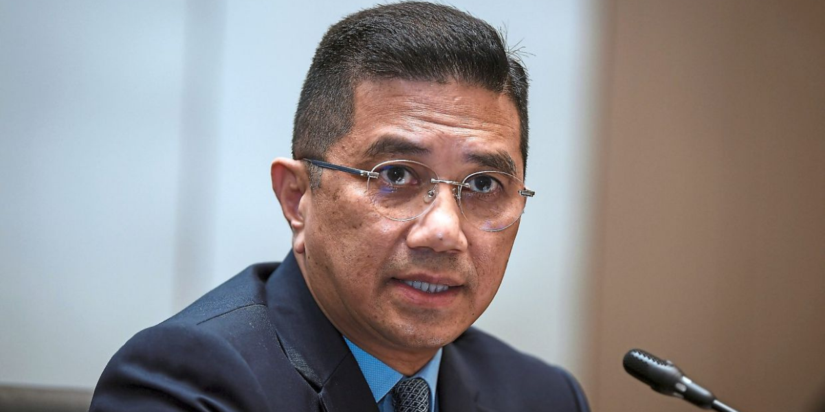Putrajaya bertujuan untuk memberi vaksin kepada dua juta pekerja di bawah PIKAS menjelang September