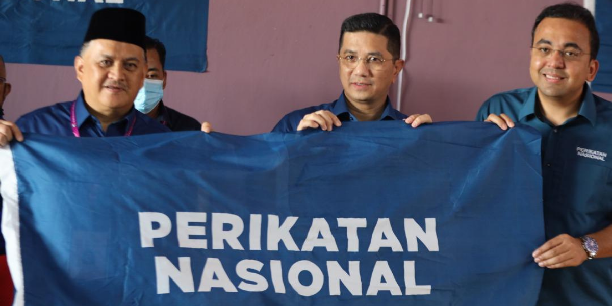 Perhatikan perintah Raja dan biarkan Parlimen bersidang dalam 14 hari akan datang