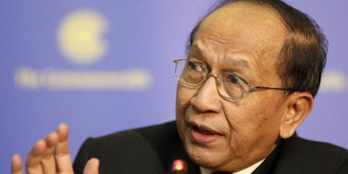 Rais Yatim menyokong pemotongan elaun Ahli Parlimen untuk Covid-19
