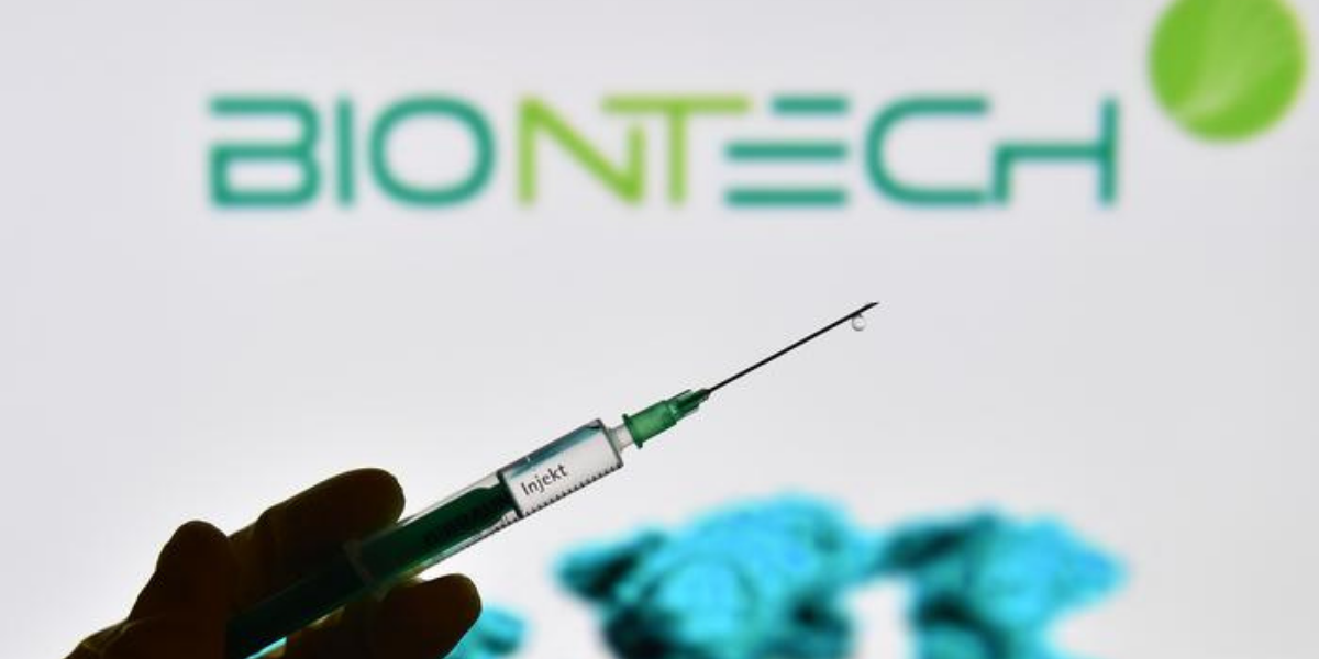 BioNTech menghasilkan 10 kali lebih banyak antibodi daripada Sinovac China