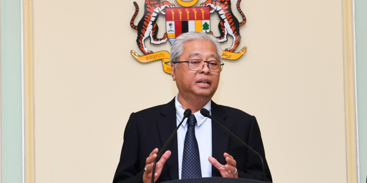 Kira-kira RM48,000 dibelanjakan setiap bulan untuk gaji kakitangan utusan khas