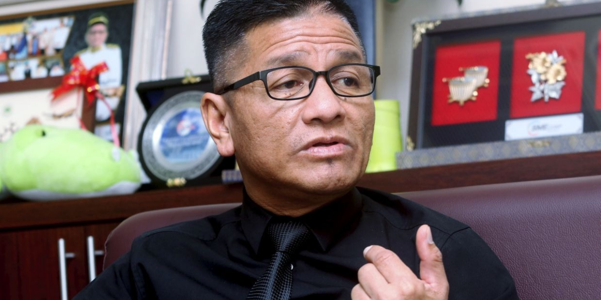 DAP tidak membiarkan bekas wakil rakyat Norhizam bertanding di bawah panji Pakatan dalam pemilihan di Melaka