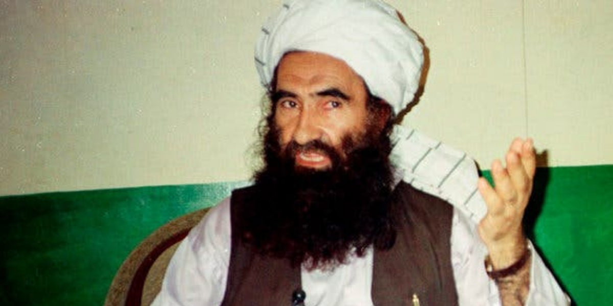 Menteri Taliban tertinggi memuji pengebom bunuh diri