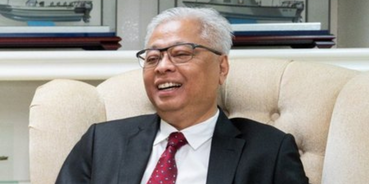 Anda membahayakan orang lain, PM Ismail Sabri memberitahu guru yang tidak divaksinasi
