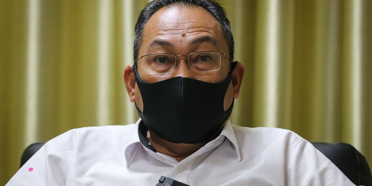 Timbalan menteri PAS buli wartawan