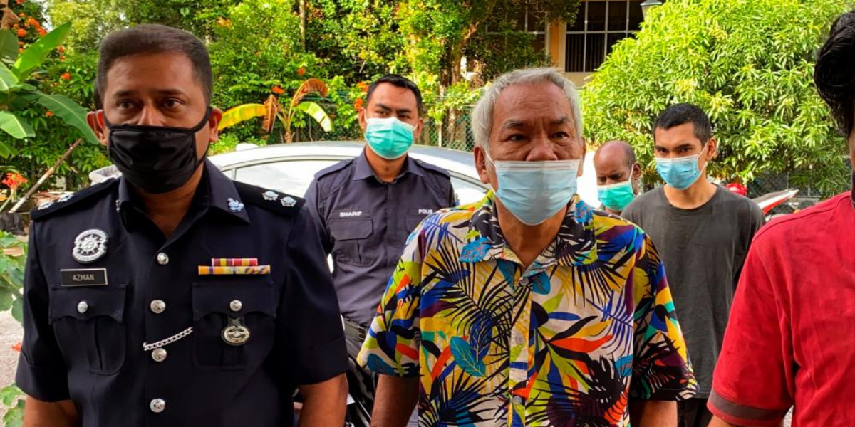 Warga emas mengaku tidak bersalah melakukan hubungan seks luar tabii dengan kambing
