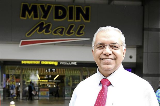 Bos Mydin berkata ratusan ribu ringgit kerugian di kedai Sri Muda yang musnah banjir