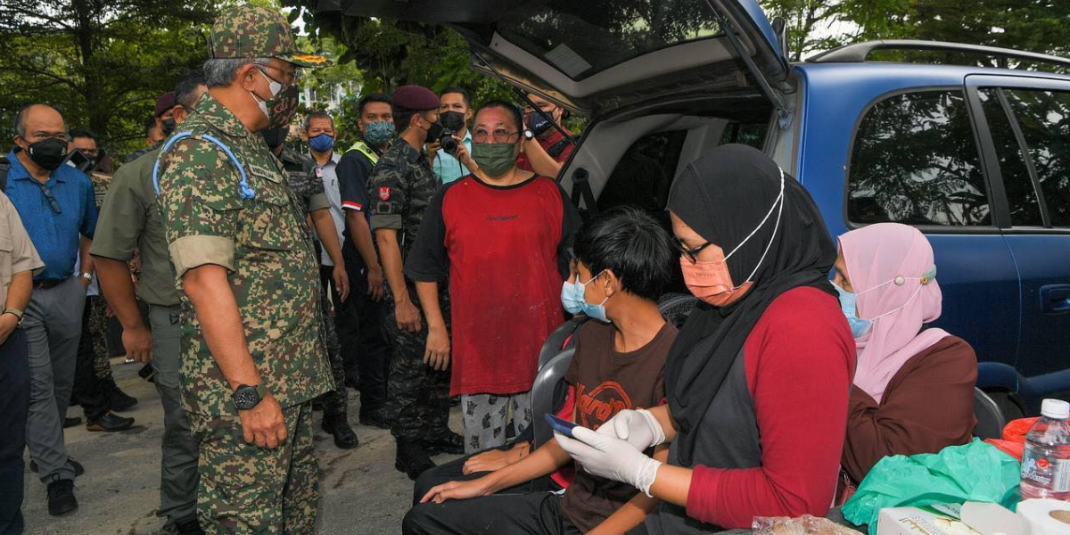 Agong menyerukan ‘post-mortem’ pada banjir