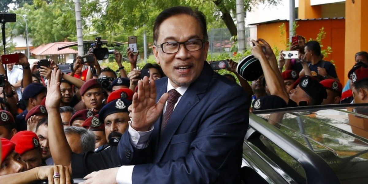 Anwar: MoU Pakatan-Putrajaya terbatal sekiranya undang-undang anti lompat tidak bermesyuarat di Parlimen akan datang