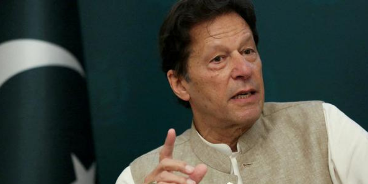 Imran Khan dipecat sebagai PM Pakistan selepas kalah undi tidak percaya