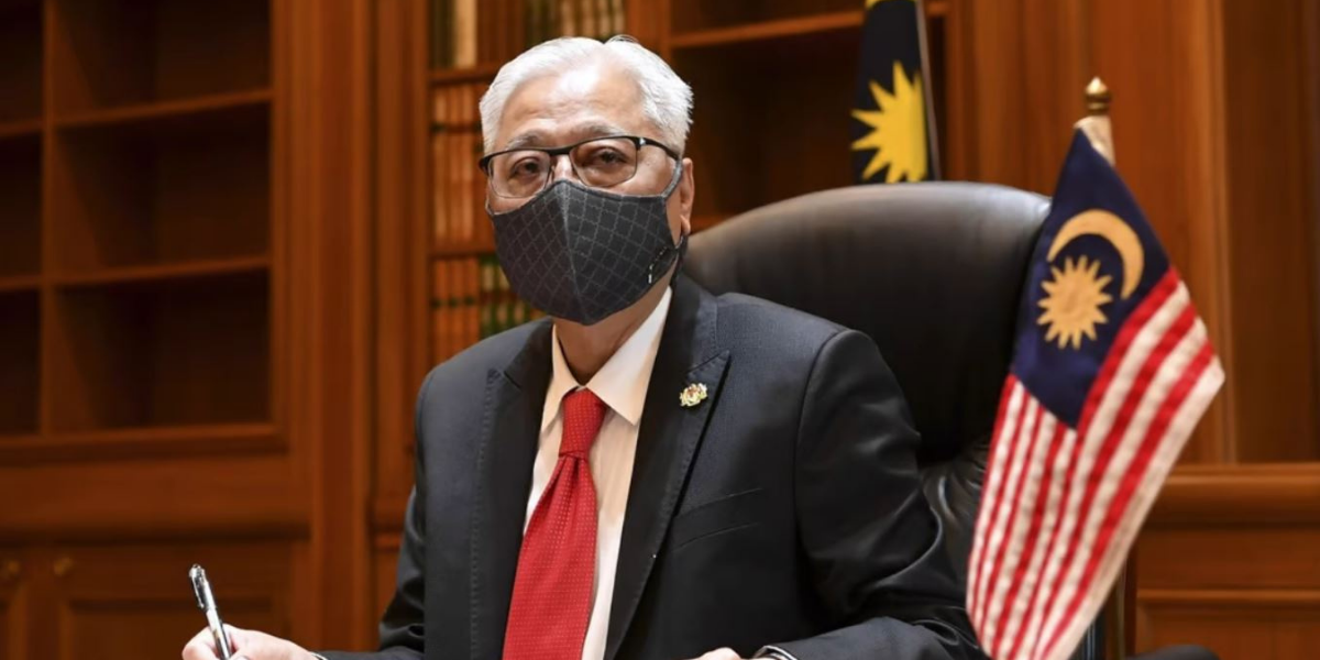 PM Ismail Sabri berkata Zuraida masih menteri, keputusan lanjut selepas lawatan ke Tokyo