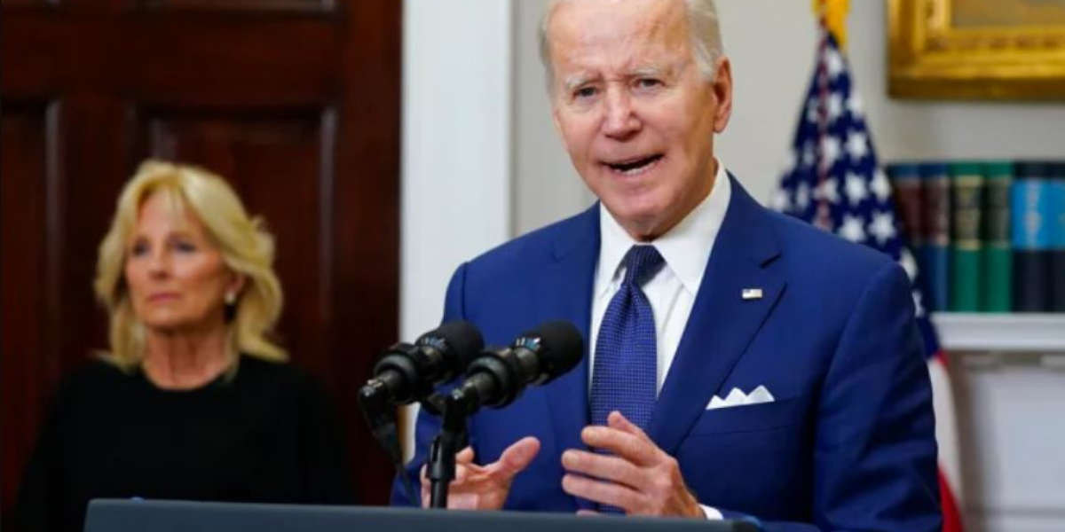 Biden meminta rakyat Amerika berdiri untuk melobi senjata selepas ‘pembunuhan beramai-ramai’ Texas