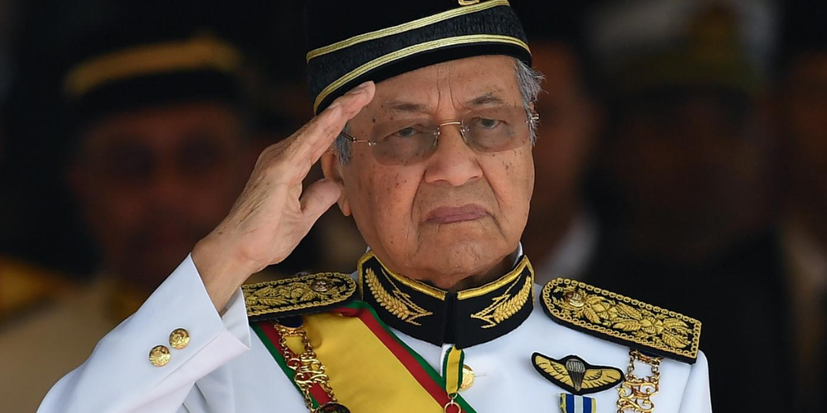 Dr Mahathir mengulangi adalah tidak sesuai untuk mengadakan PRU15 dalam masa terdekat