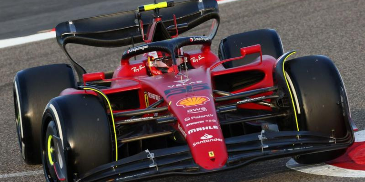 Sainz meletakkan Ferrari di atas dalam latihan GP British
