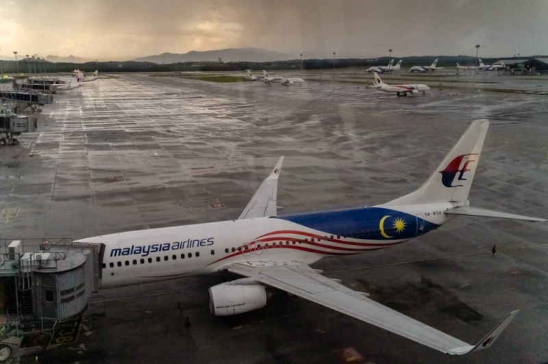 Selepas kekecohan mengenai tambang penerbangan yang melambung tinggi, Malaysia Airlines menawarkan diskaun 20pc untuk penerbangan tempatan