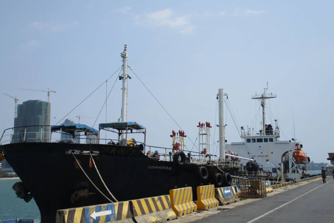 Warga Singapura yang dikehendaki oleh AS ke atas Korea Utara berada di Singapura, kata polis