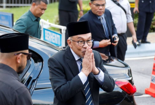 Anwar jadi PM10