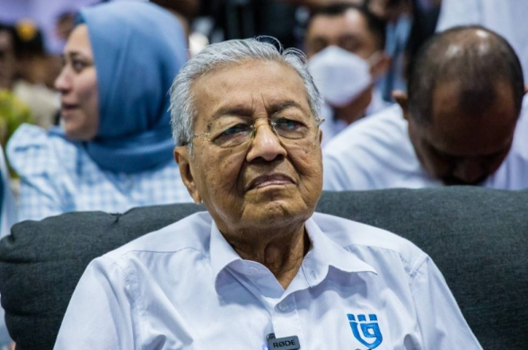 Pejuang Sahkan Dr M Letak Jawatan Pengerusi Parti