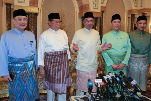 Anwar Setuju Wakil Sarawak di Lembaga LHDN, Angkat Geran Khas untuk Negeri