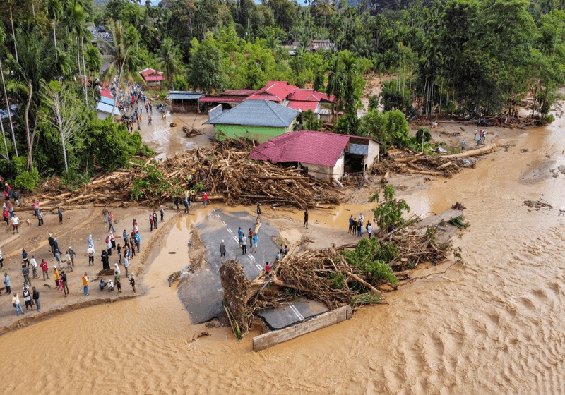 Banjir di Baling: Tiga Jambatan di Kampung Iboi dan Kampung Padang Empang Runtuh