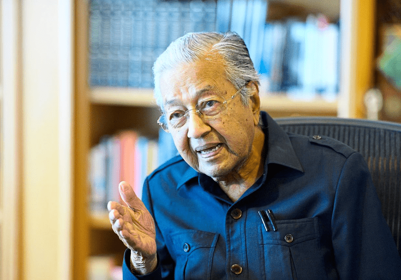 Tun Dr Mahathir Gagal Memaksa Anwar Mengemukakan Dokumen dalam Tuntutan Defamasi RM150 Juta