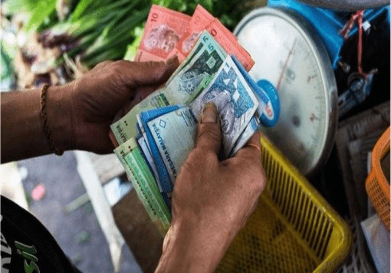 Ringgit Malaysia Jatuh ke Paras Terendah dalam 25 Tahun, Terburuk di Asia