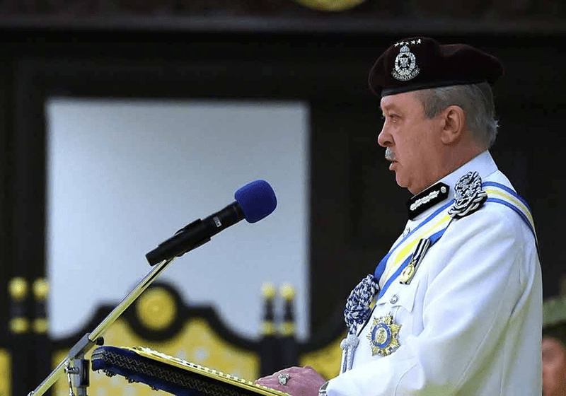 Agong Menyeru Kerajaan Supaya Beri Peruntukan Saksama dan Perhatian Kepada Semua Negeri