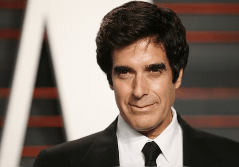 Ahli Silap Mata Terkenal, David Copperfield Didakwa Atas Kesalahan Jenayah Seksual Membius, Meraba dan Merogol Ramai Wanita￼