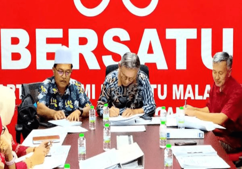 Enam YB Bersatu Terengganu Tandatangani Akujanji, Bukti Setia dengan Parti