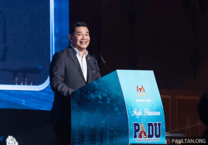 Rafizi Jelaskan Sistem Subsidi Petrol RON95 Dua Peringkat untuk T15 dan Golongan B40