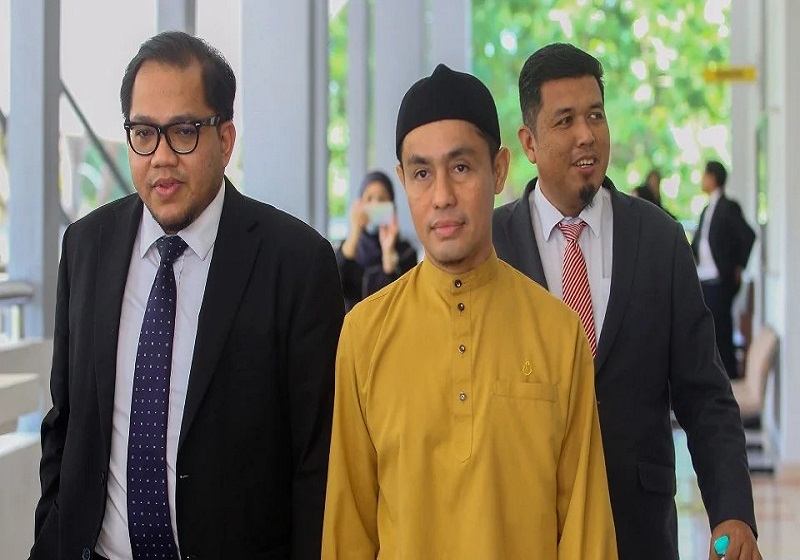 Pendakwah Selebriti PU Azman Dipenjara Lagi Enam Tahun dan Sebatan