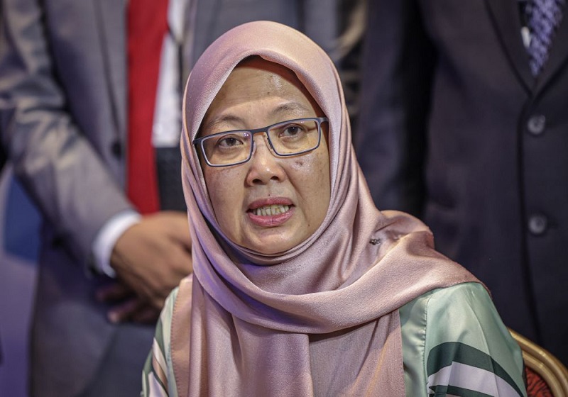 Dr. Zaliha Mustafa Nafi Keluarkan Kenyataan Berhubung Titah Adendum Najib Razak