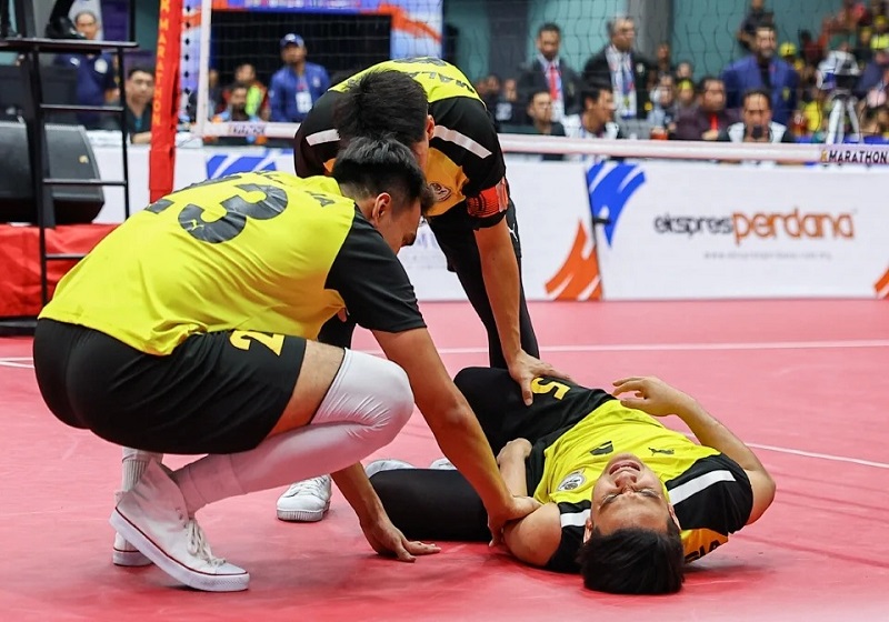 Retak Tulang Siku, Azlan Alias Terlepas Aksi Piala Raja Thai & Sukan SEA