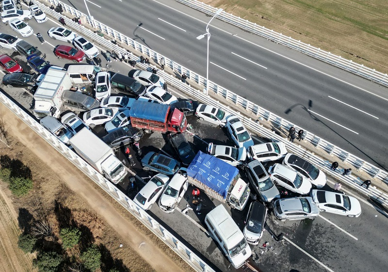 Apa Nak Buat Kalau Kena Langgar Banyak Kereta Sekaligus? Jawapannya Di Sini