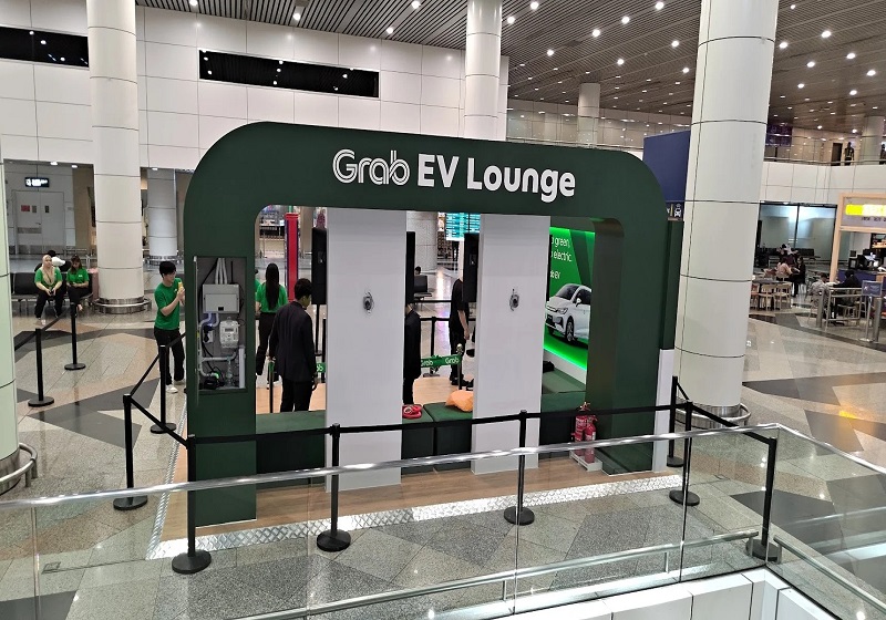 Grab Lancar EV & EV Lounge Pertama di KLIA!
