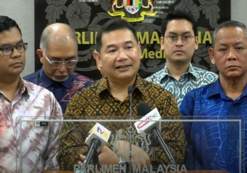 “Diam, Jika Teruskan Aids!’ – Isteri Rafizi Terima Ugutan