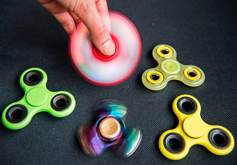 Remaja ADHD Raih RM1.6 Juta Cipta Permainan Fidget Spinner