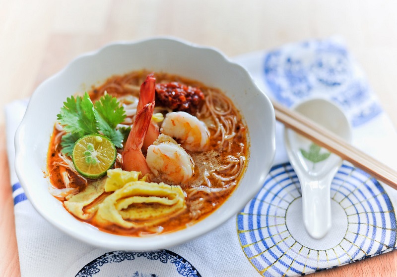 TOP 5 Kedai Laksa Terbaik di Kuching 2025