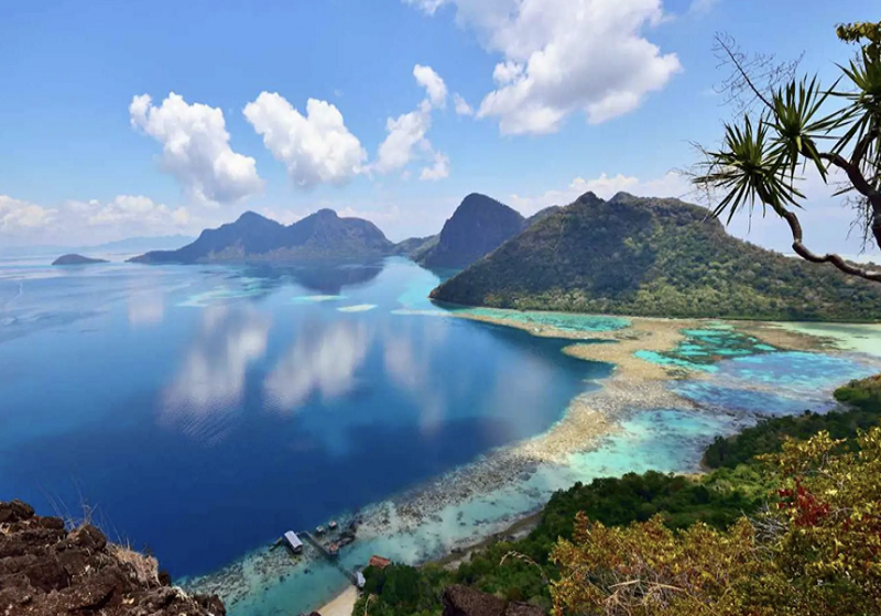 10 Pantai Best di Kota Kinabalu yang Wajib Anda Lawati 2025