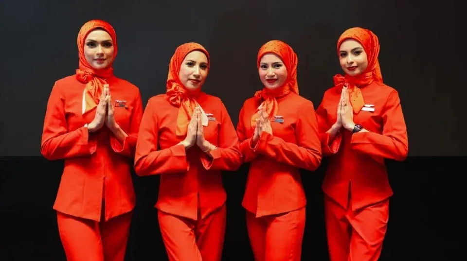 pramugari airasia berhijab