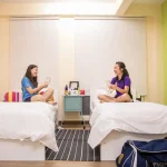 kelebihan boarding school