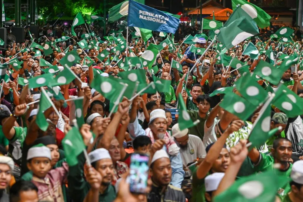 jawatan pengerusi PN